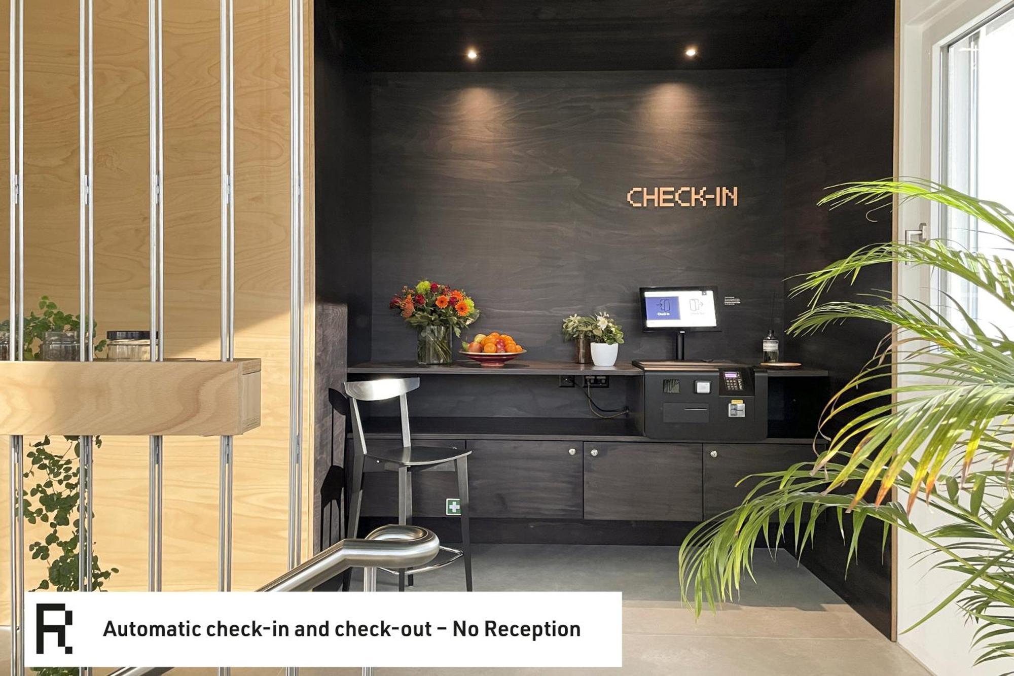 Riva Rooms & Studios - Check-In 24Hr Minusio Экстерьер фото